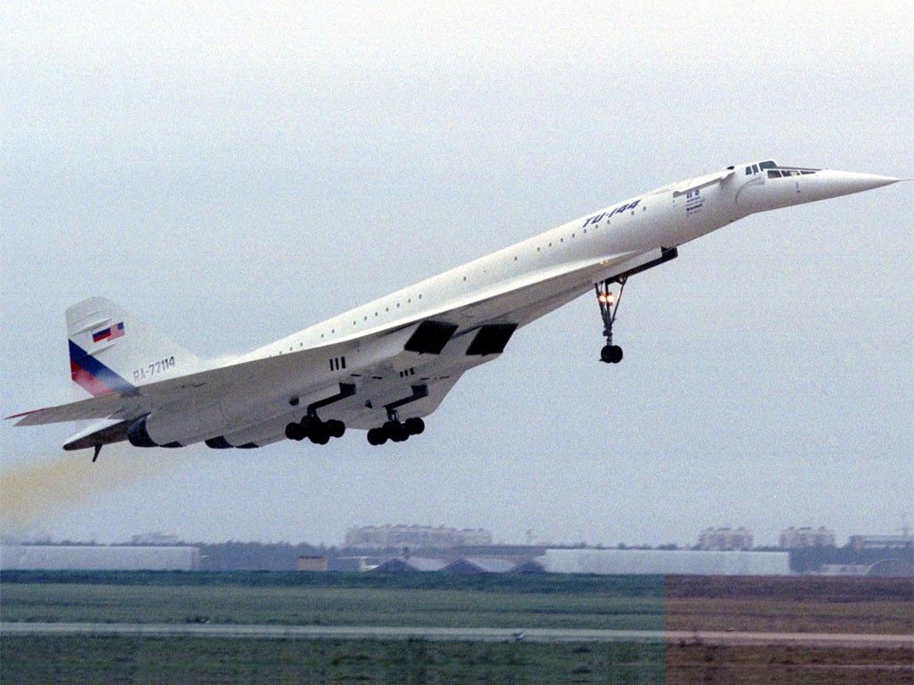 Tu-144