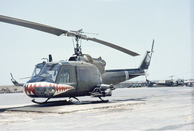 Bell_UH-1B